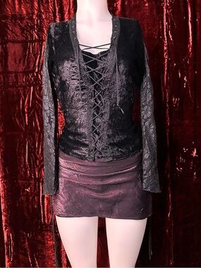 Vintage Angie Goth Velvet Lace-Up Top 🖤